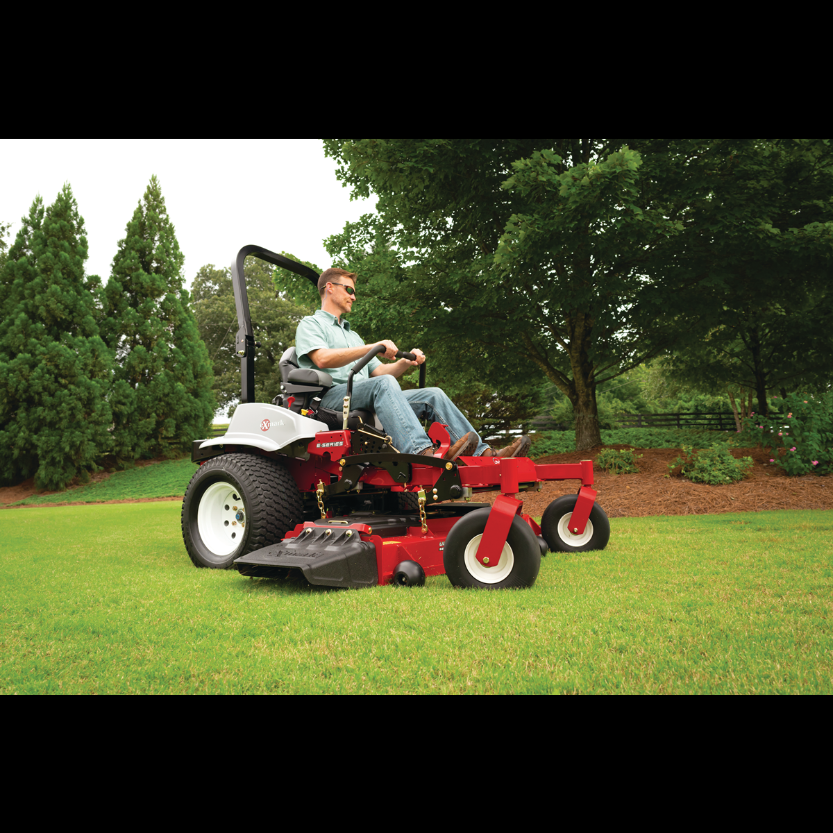 Exmark Lazer Z E-Series with 25 HP* Kohler CV742 Engine and 60" UltraCut Series 4 Deck Exmark Lazer Z E-Series with 25 HP* Kohler CV742 Engine and 60" UltraCut Series 4 Deck
