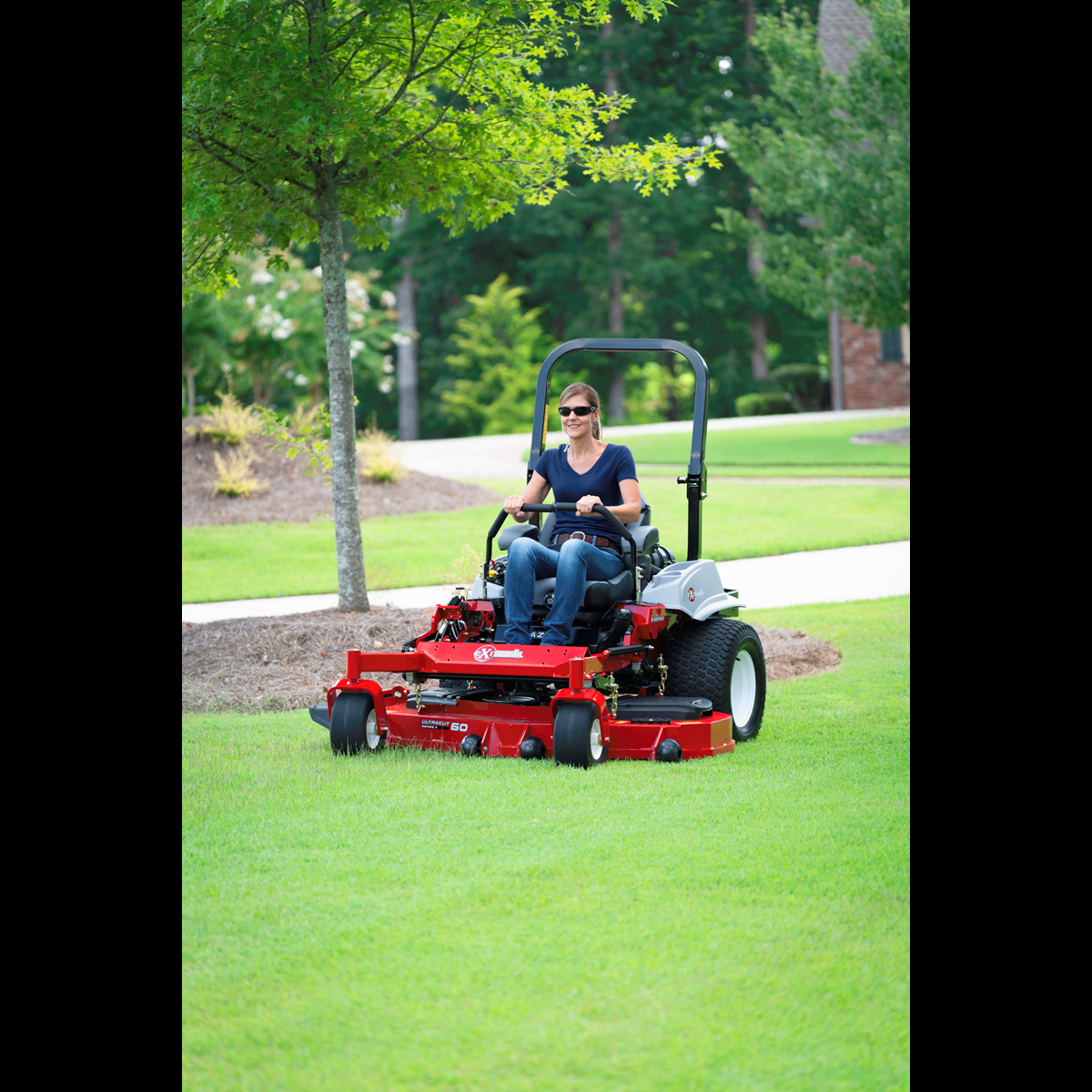 Exmark Lazer Z E-Series with 25 HP* Kohler CV742 Engine and 60" UltraCut Series 4 Deck Exmark Lazer Z E-Series with 25 HP* Kohler CV742 Engine and 60" UltraCut Series 4 Deck